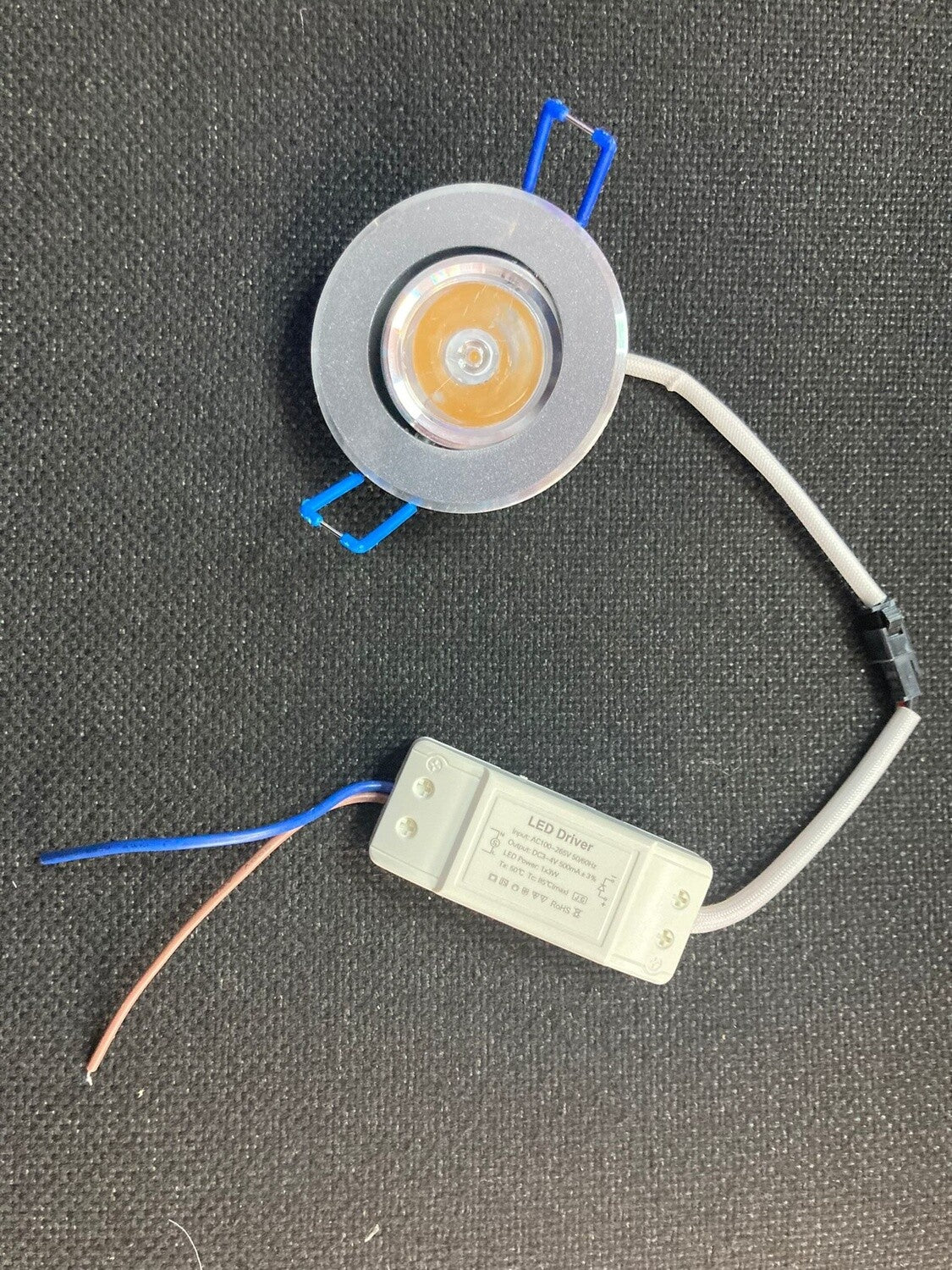 Adjustable Swivel Downlight - 3 Inch LED Can Lights for Precise Lighting Control 3000K