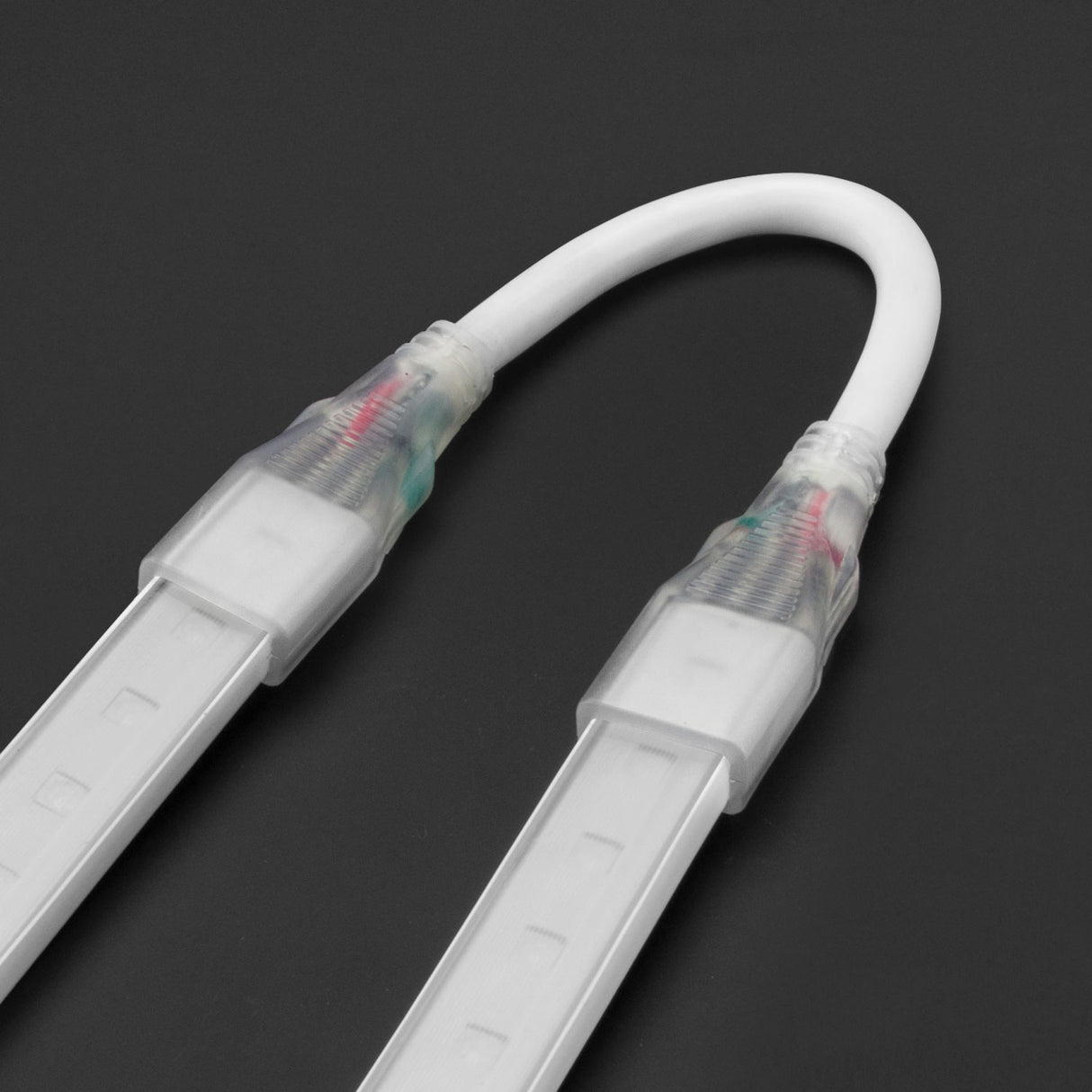 L connector RGB 110v