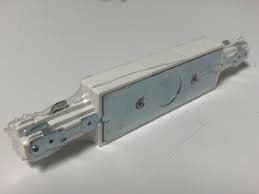 Enhance Your Lighting Setup with the straight Large Connector White PRO-0334 RZ - Live End for Single Circuit Track System