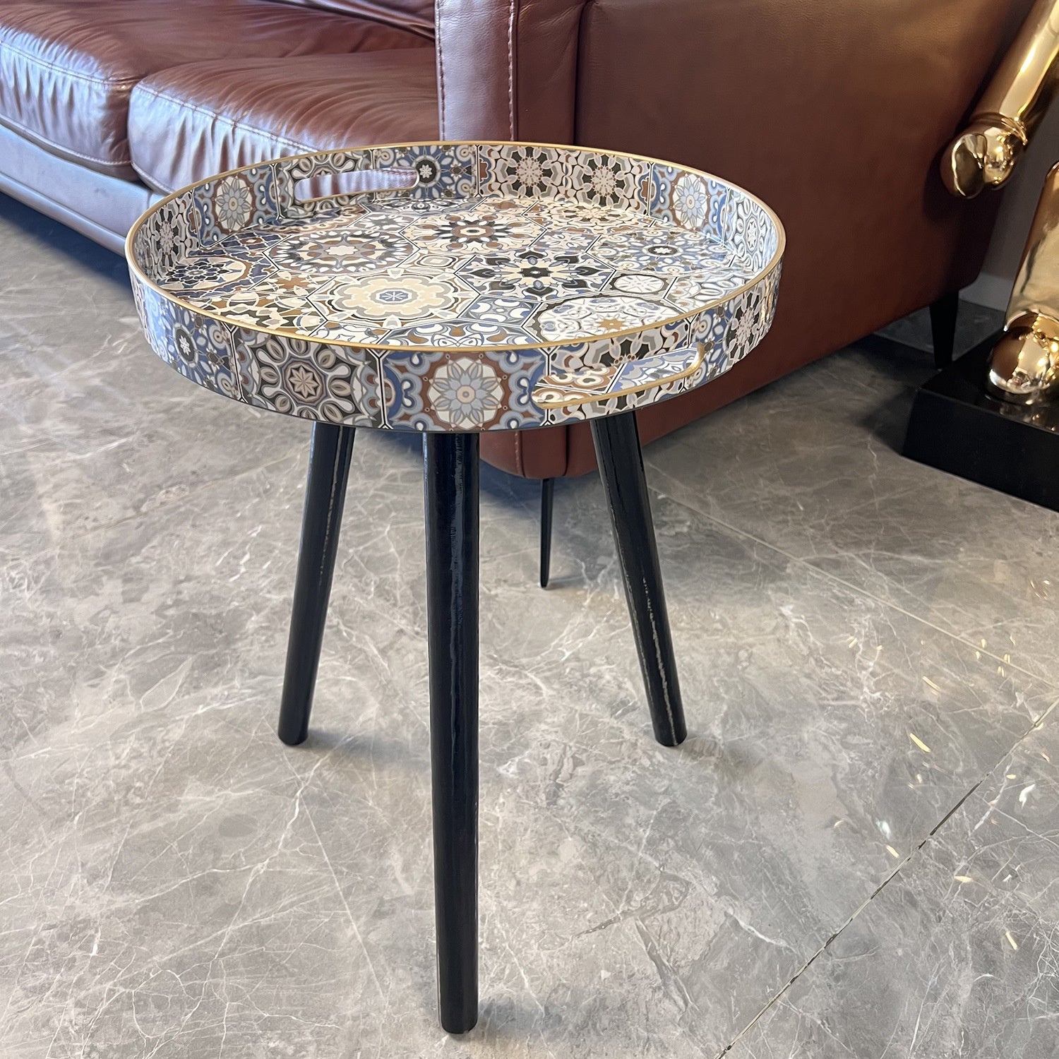 Small Side Table With Three Detachable 40cm Wooden Legs