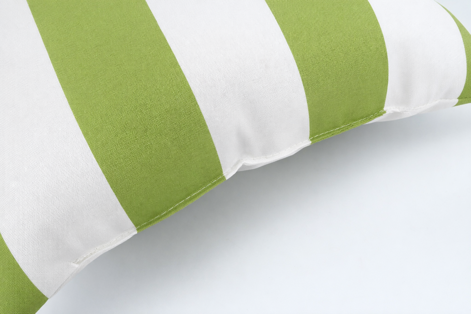 2 Pack Outdoor Throw Pillows, Waterproof & Fade-Resistant Patio Cushions For Garden, Porch, Poolside Furniture - Soft & Comfortable Decorative Pillow Covers 18x18 Inch, Green White