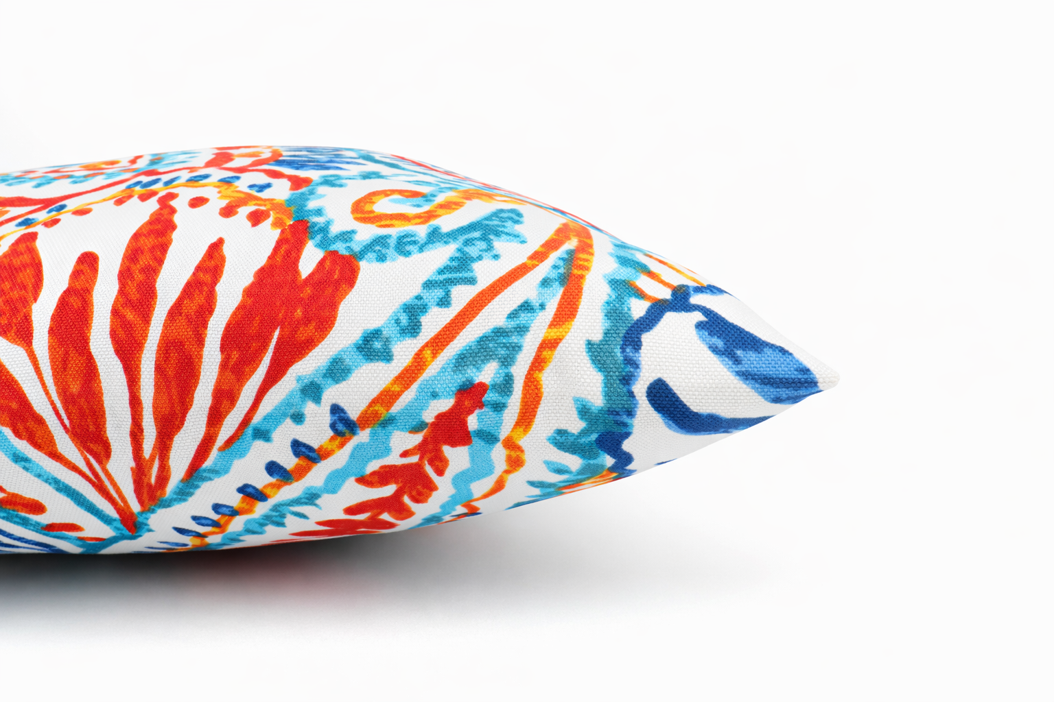 2 Pack Outdoor Throw Pillows, Waterproof & Fade-Resistant Patio Cushions For Garden, Porch, Poolside Furniture - Soft & Comfortable Decorative Pillow Covers 18x18 Inch, Paisley Multi