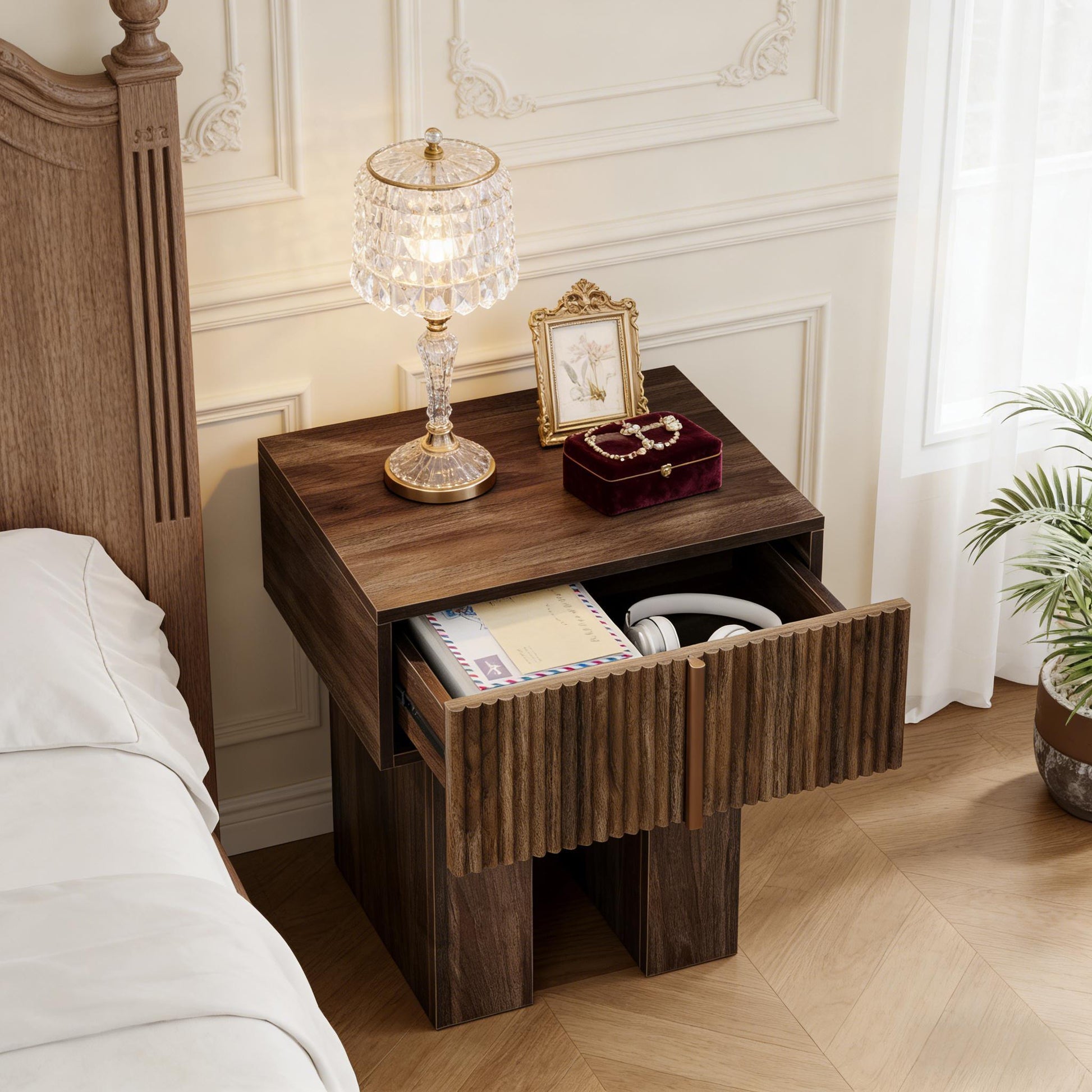 Bedside Table,Storage Nightstand