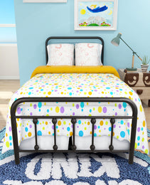 Metal Platform Bed Frame, Victorian Style HeadboardFootboard  Under Bed Storage  No Box Spring Needed Twin Size Black