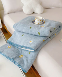 Office Nap Multifunctional Lambswool Shawl Blanket