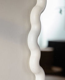 White Scalloped Round Wall Mirror, Wavy Frame For Living Room Bedroom Bathroom Decor