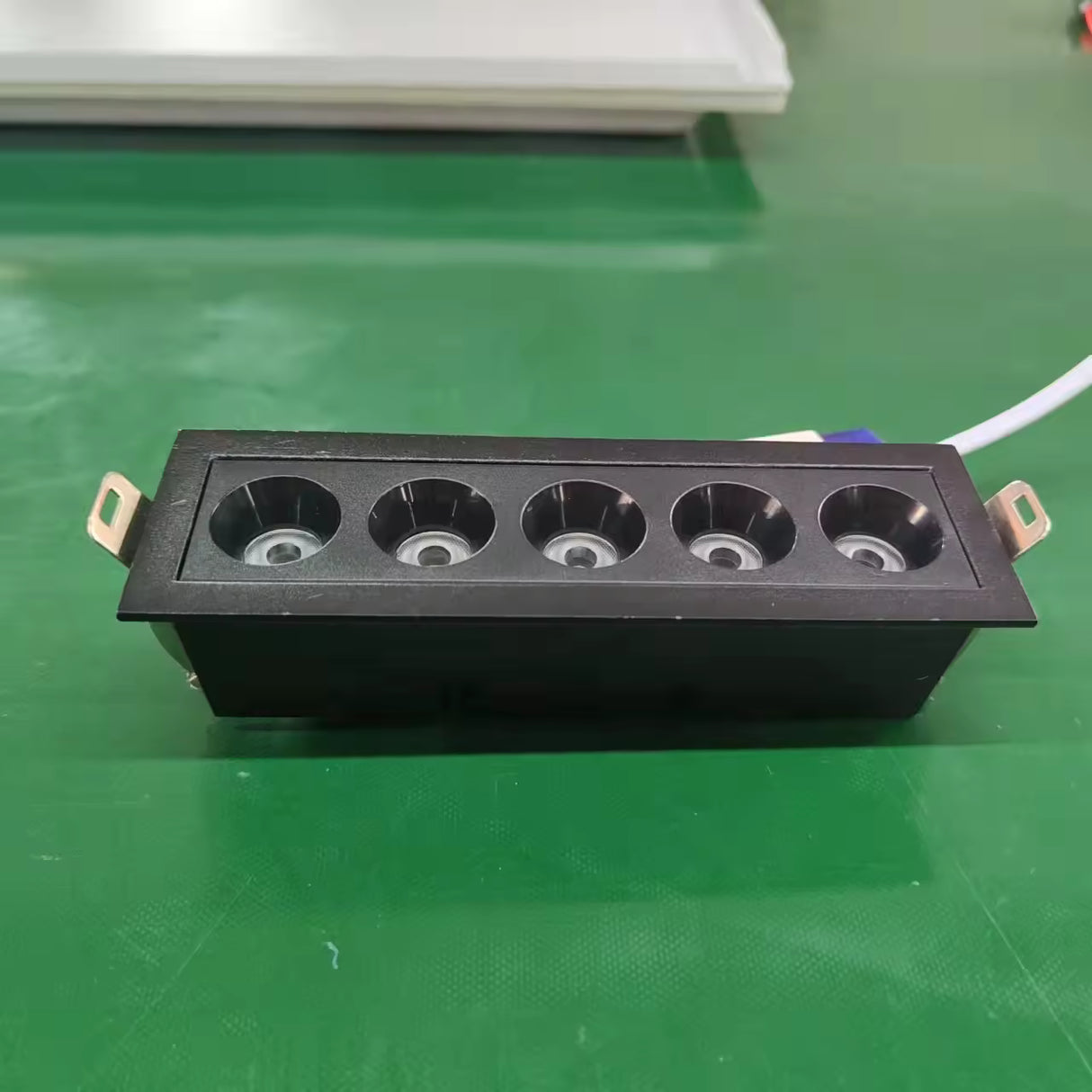 Led Grilled Light 10W WW 5 module KVO