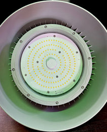 UFO High Bay LED Light - Versatile 110V - 150 watts - 5000k | Grey - Ideal for Various Spaces | Up to 70% Energy Savings.