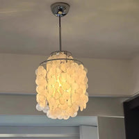 French Romantic Shell Pendant Italian Designer Milk Oil Style Bedroom Suspension Light Luxury Wind Chime Restaurant Hanging Lamp