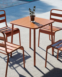Sera Square Table Outdoor  Red Courtyard Table Villa Open Air Dining Table Waterproof Table Retro American Modern Simple Balcony Table Coffee Table