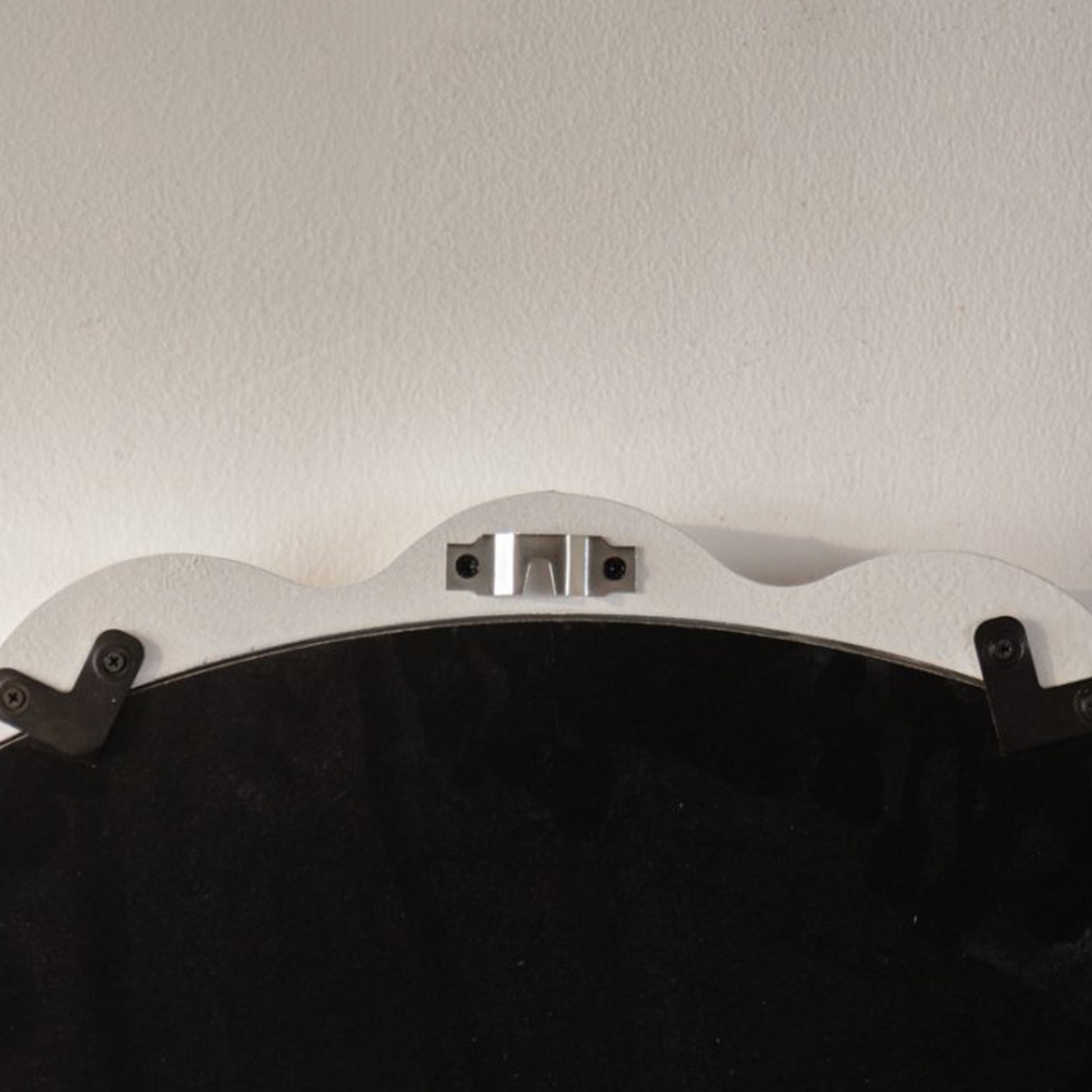 White Scalloped Round Wall Mirror, Wavy Frame For Living Room Bedroom Bathroom Decor