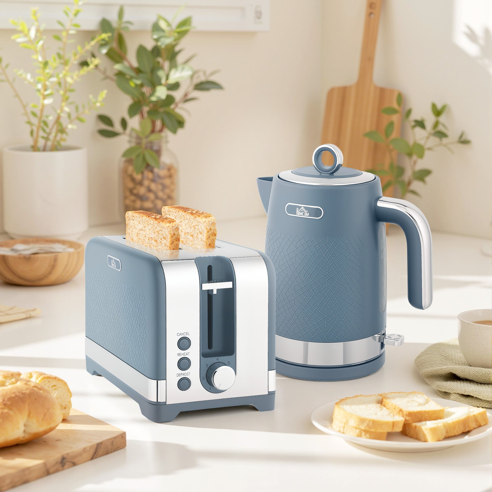 Sleek Textured Breakfast Set: 1.7L Rapid-Boil Kettle & 2-Slice Toaster – Matte Blue & Polished Chrome